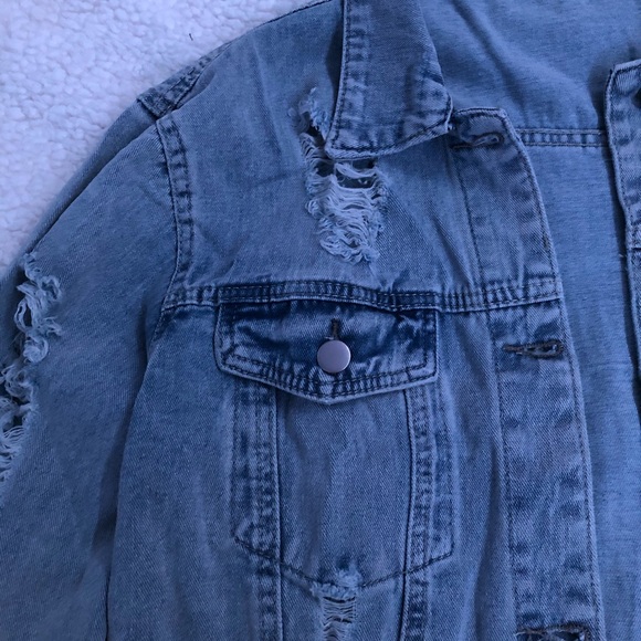 Jean jacket - Picture 2 of 8